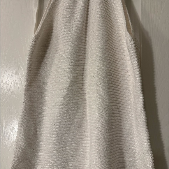 Elegant White Halter Top White House black market-size xs - Picture 5 of 7